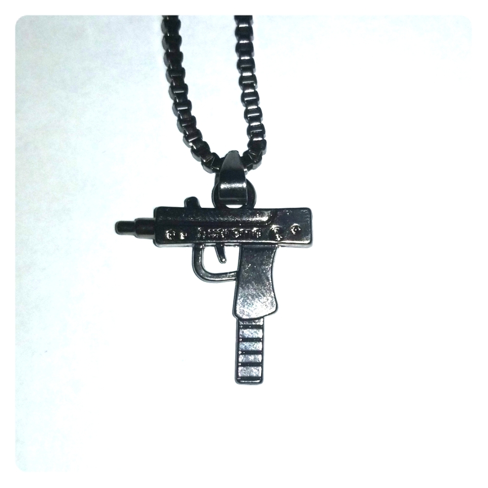 Supreme Uzi Hip Hop Necklace Uzi Pendant Jewelry